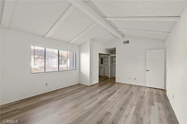 $799,900 | 921 Creekside Drive, Fullerton, CA 92833