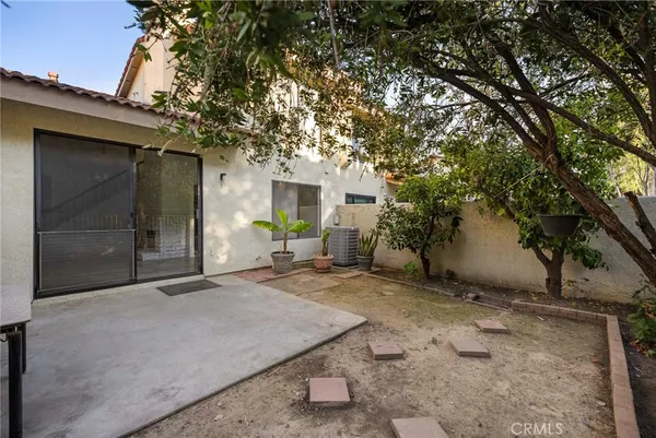 $799,900 | 921 Creekside Drive, Fullerton, CA 92833