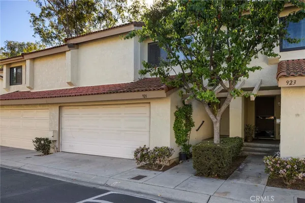 $799,900 | 921 Creekside Drive, Fullerton, CA 92833