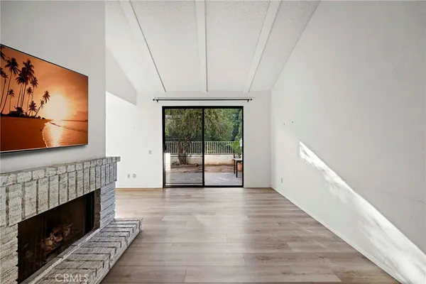 $799,900 | 921 Creekside Drive, Fullerton, CA 92833