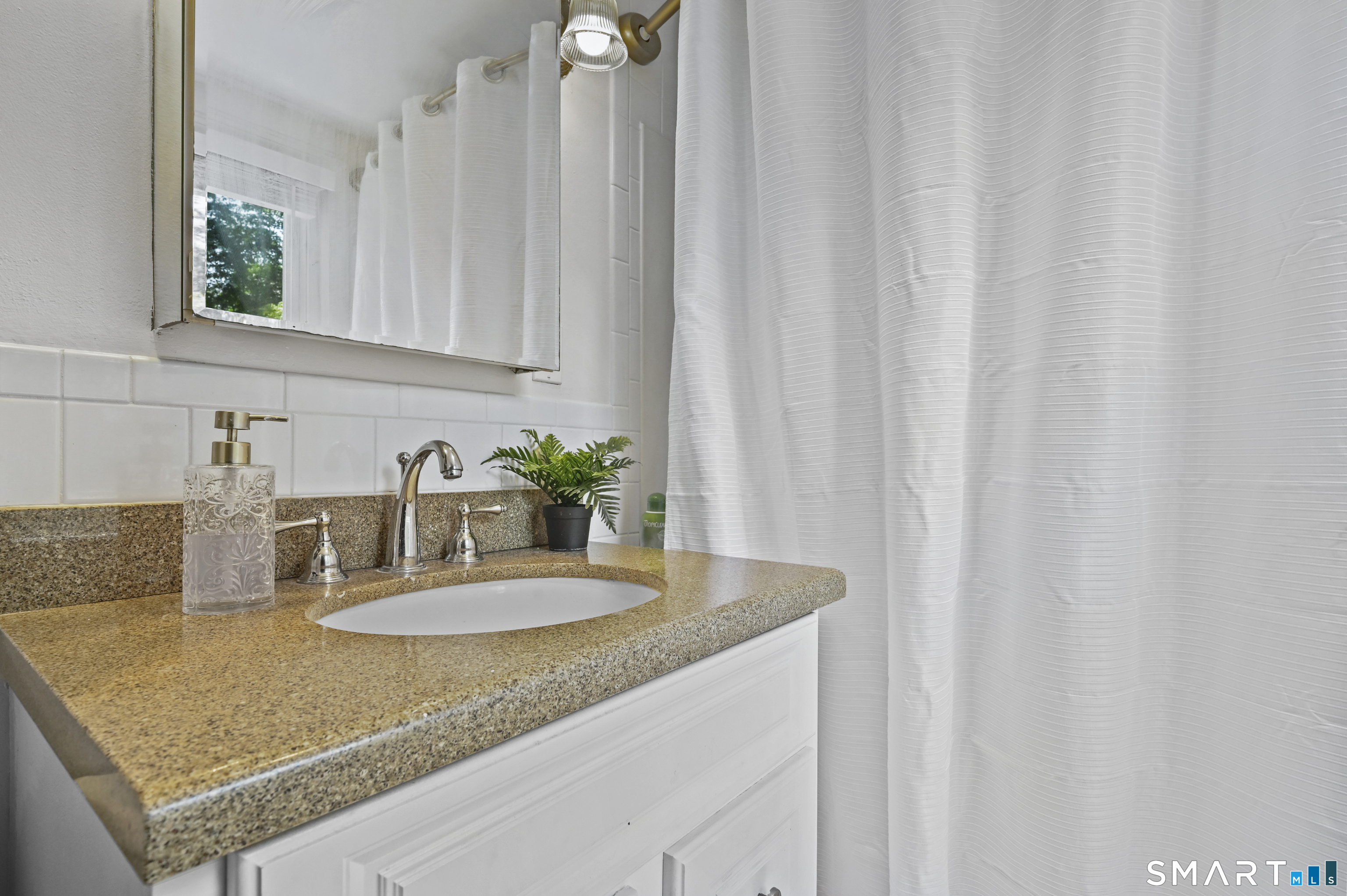 161 Chestnut Grove Road Watertown, CT 06795 - Photo 19 of 38 Gallery Image 19