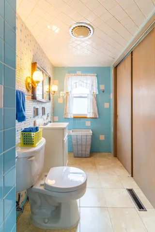 $310,000 | 6046 South Melvina Avenue, Chicago, IL 60638