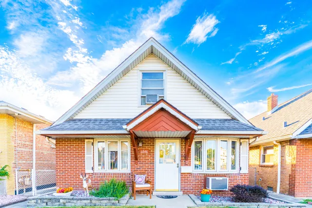 $310,000 | 6046 South Melvina Avenue, Chicago, IL 60638