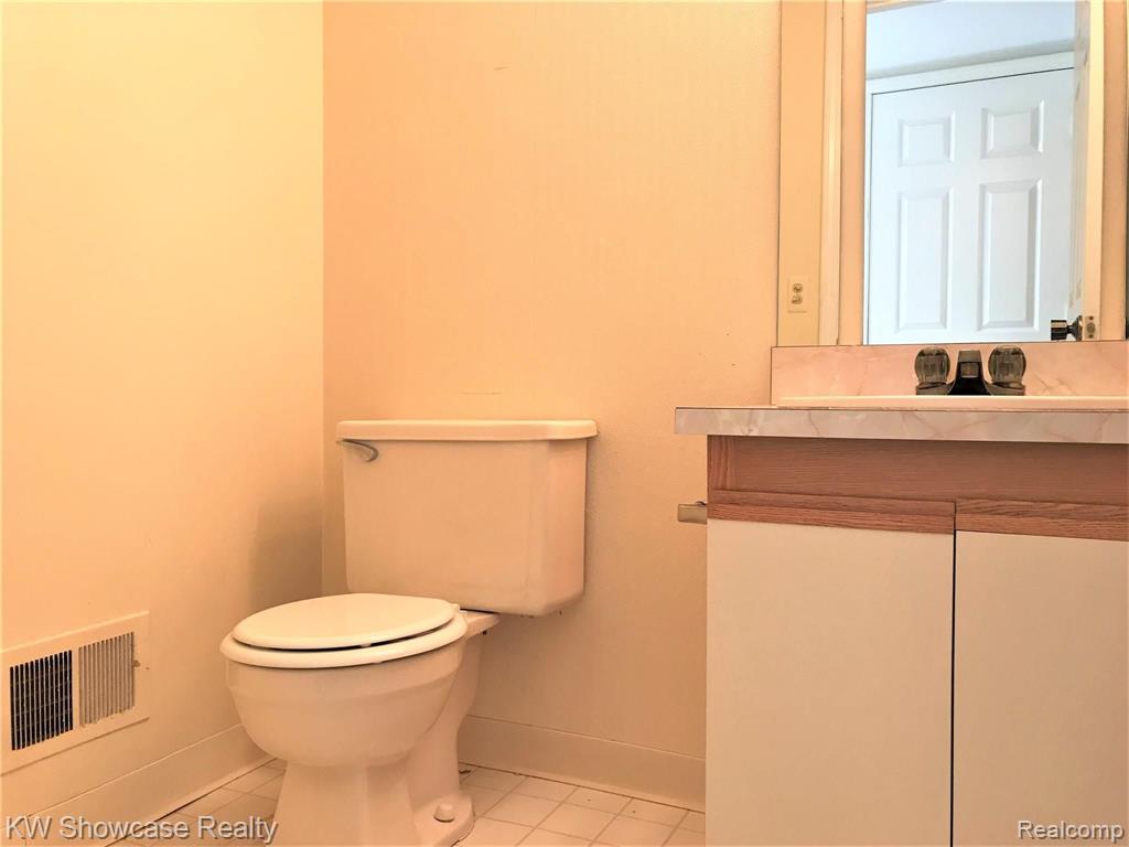 109 Meadow Ln Circle, Unit 3L Rochester Hills, MI 48307 - Photo 16 of 16