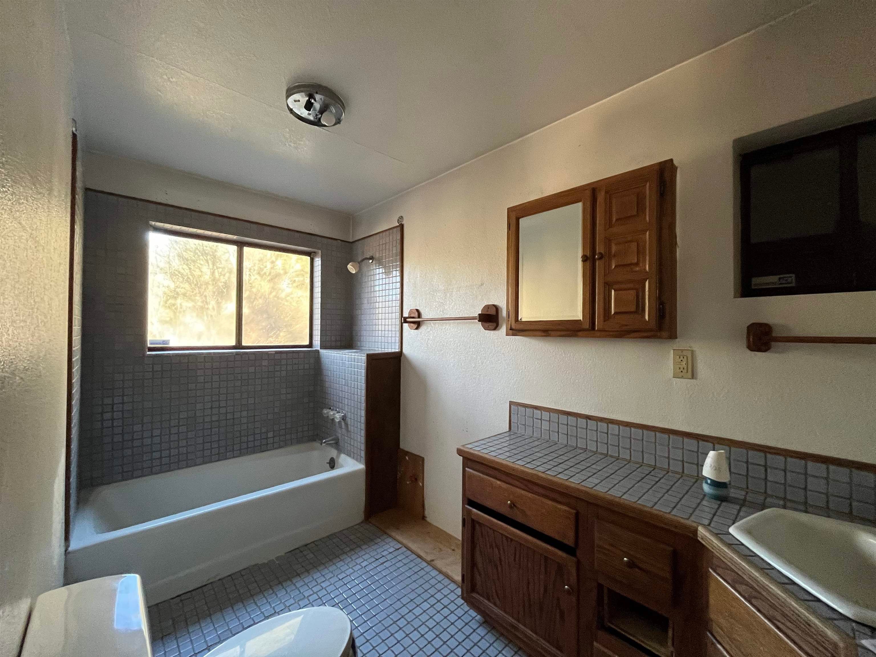 11538 Scott River Road Fort Jones, CA 96032 - Photo 17 of 26 Gallery Image 17