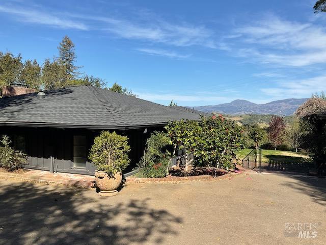 1244 North Fitch Mountain Road Healdsburg, CA 95448 - Photo 2 of 28