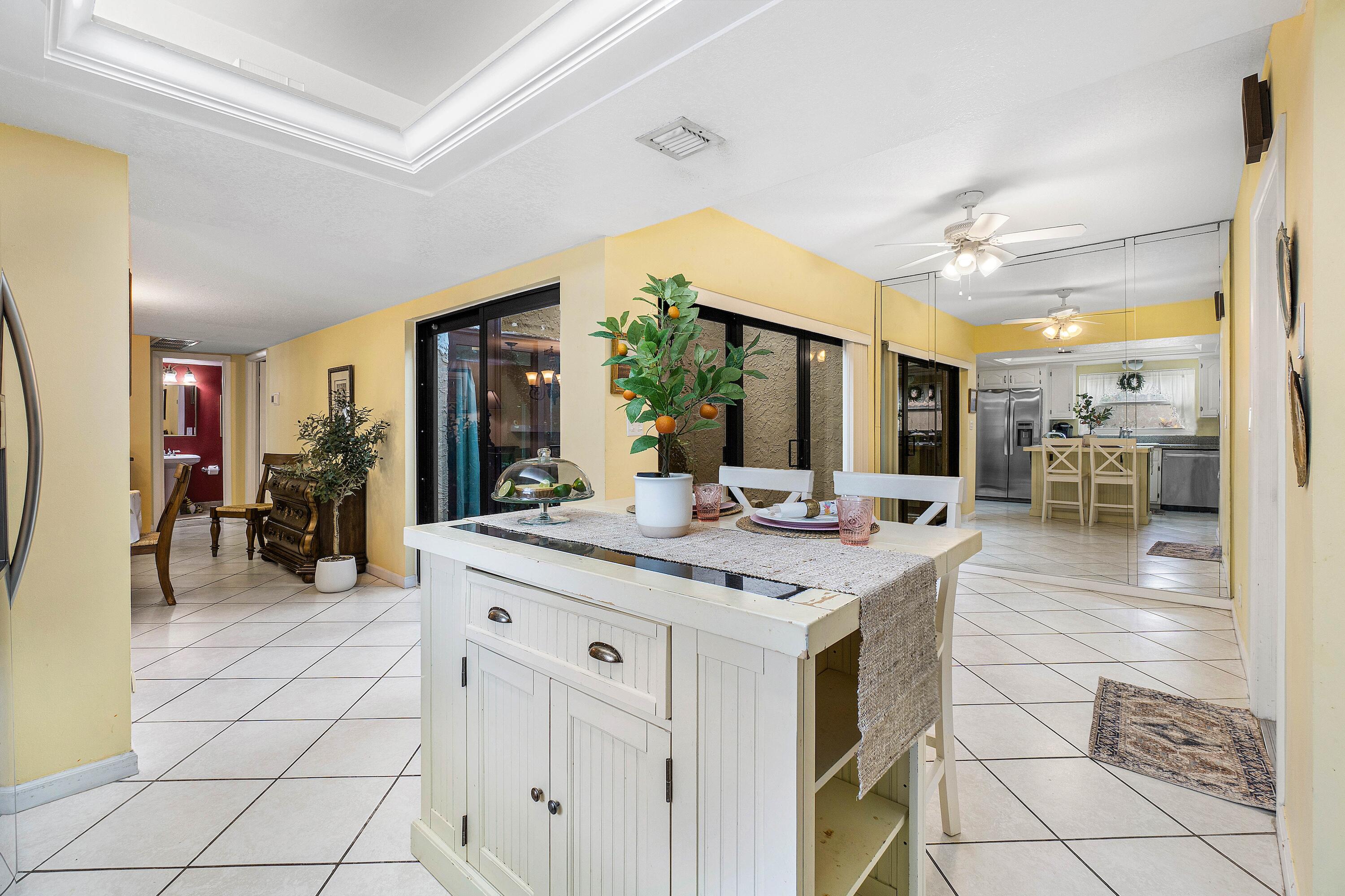 6624 Patio Lane Boca Raton, FL 33433 - Photo 9 of 27 013-6624PatioLane-BocaRaton-FL-33433-FUL