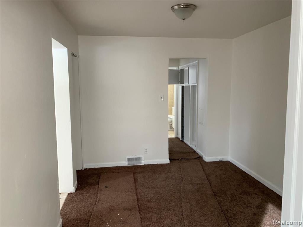 10910 Nottingham Road Detroit, MI 48224 - Photo 10 of 35