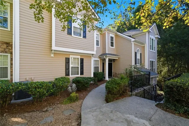 $2,500 | 2400 Cumberland Parkway Southeast, Unit 614, Atlanta, GA 30339