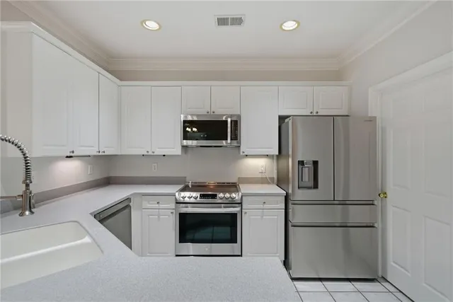 $2,500 | 2400 Cumberland Parkway Southeast, Unit 614, Atlanta, GA 30339