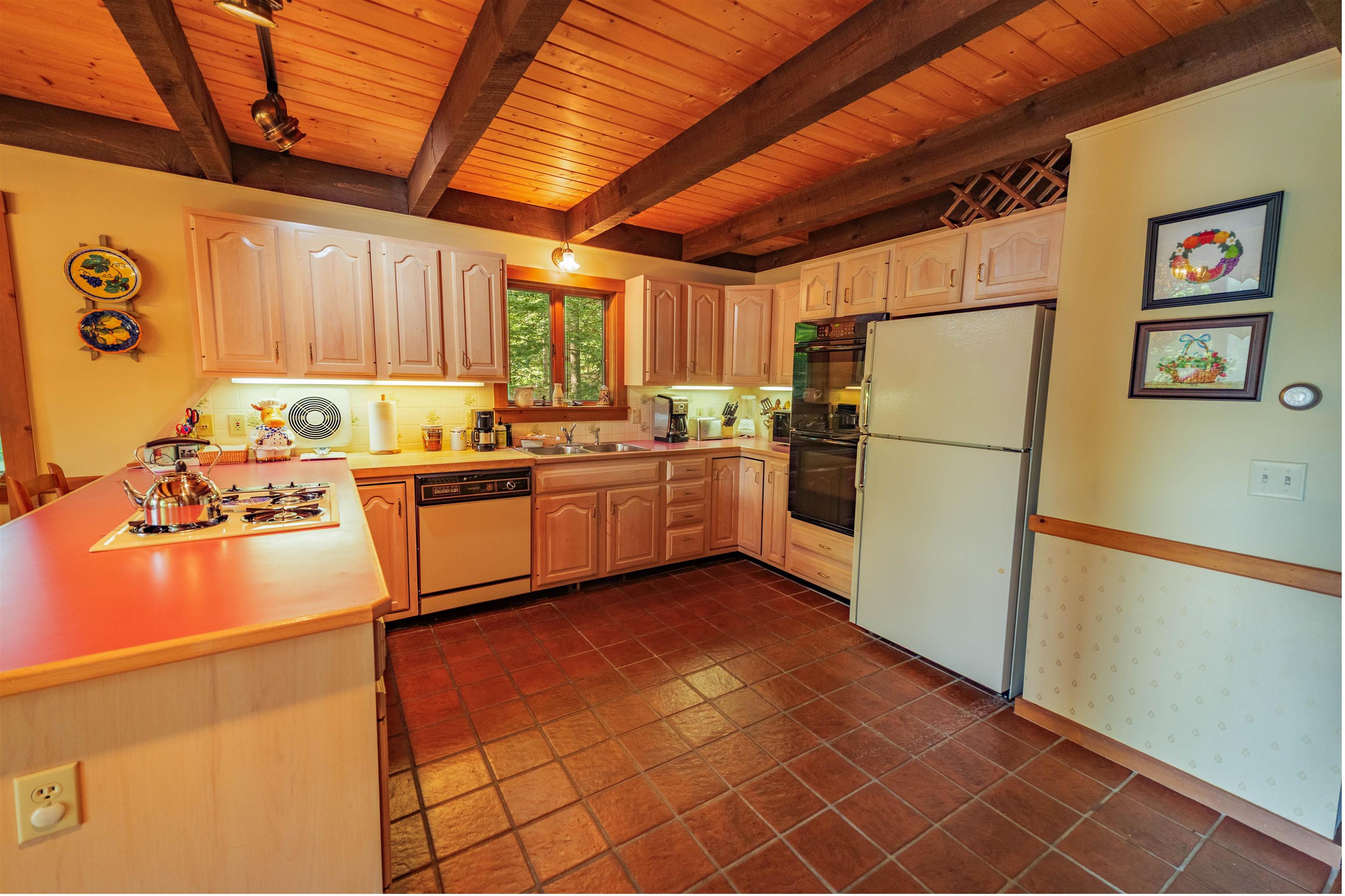 156 West Lake Road Wilmington, VT 05363 - Photo 13 of 43