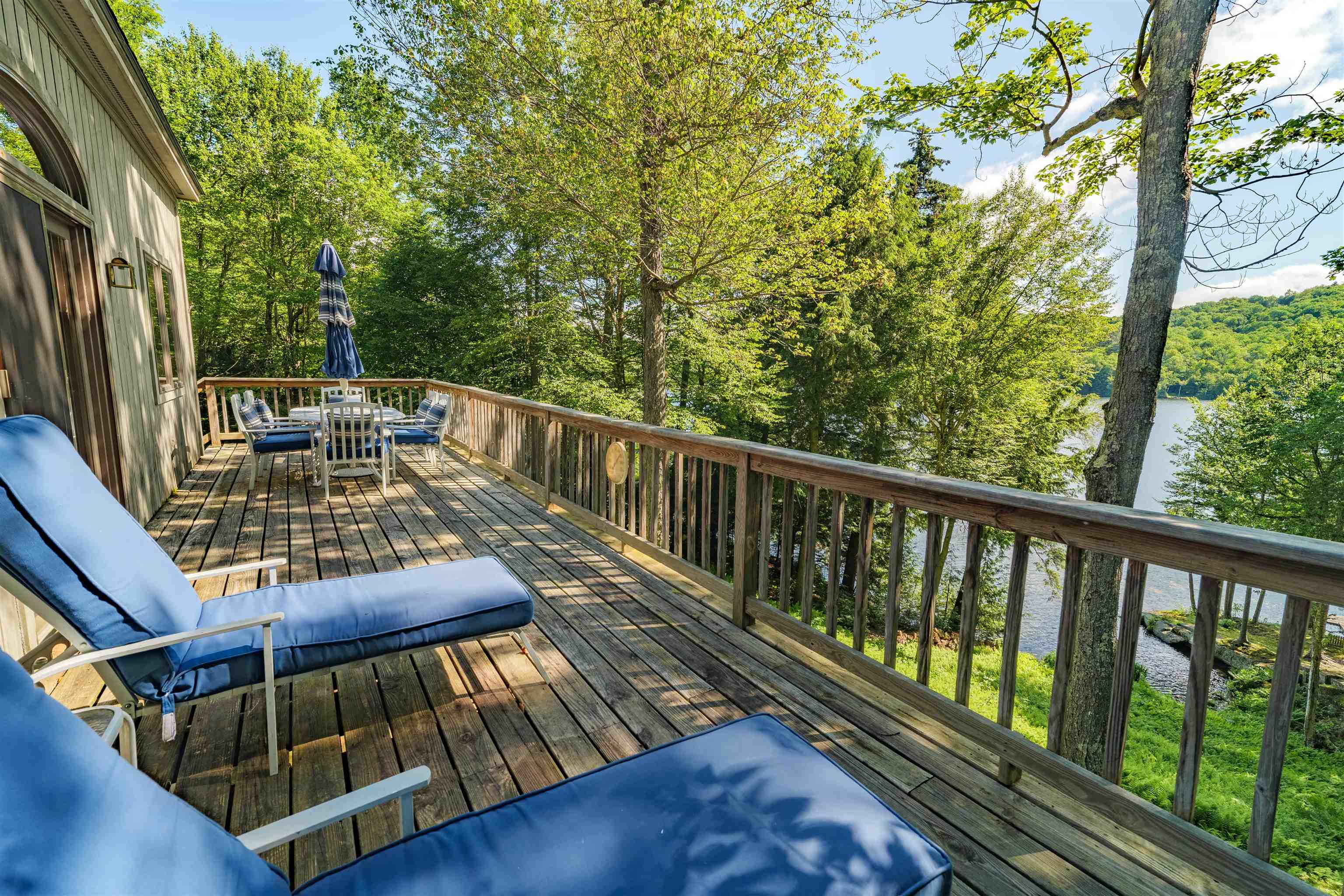 156 West Lake Road Wilmington, VT 05363 - Photo 4 of 43