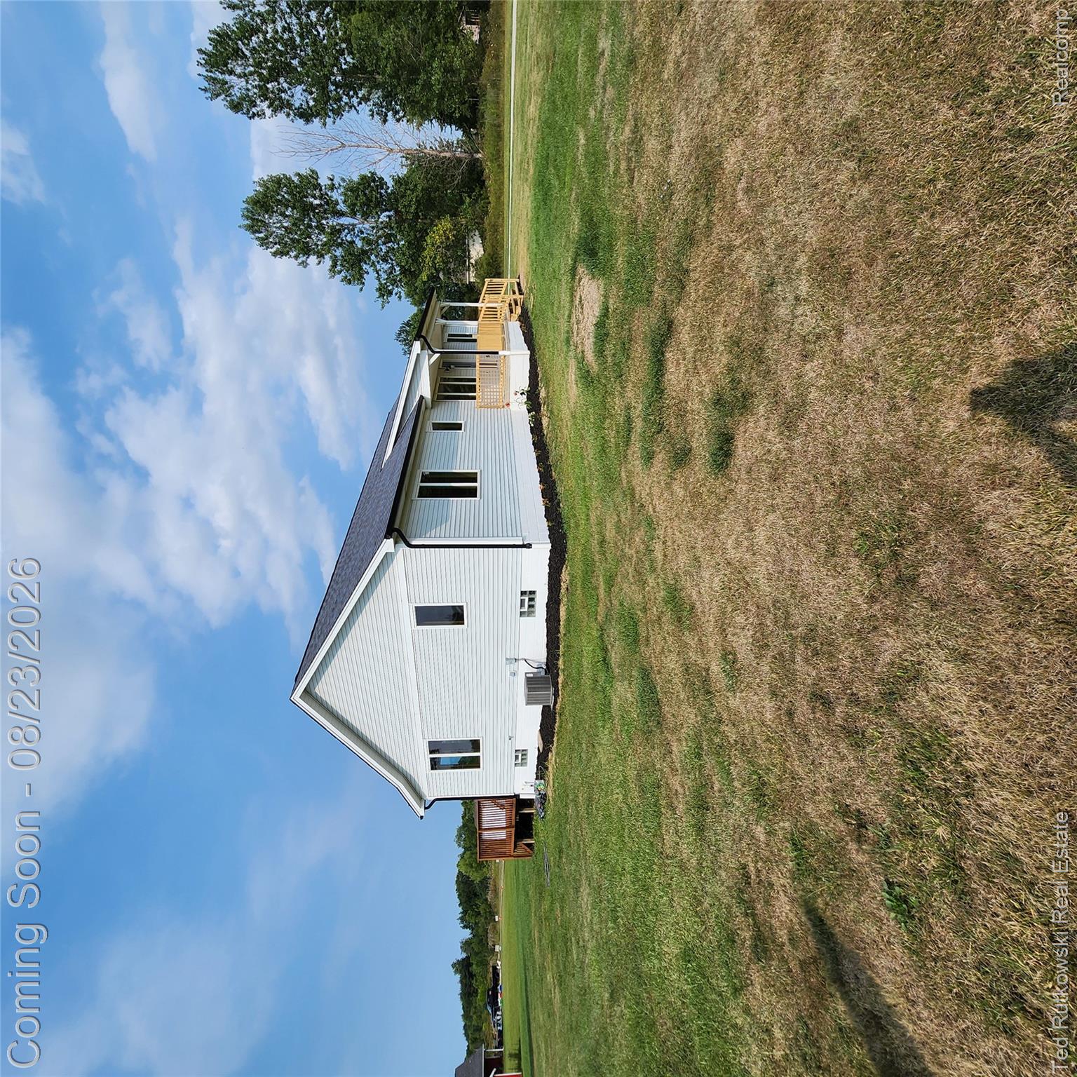 12350 Masters Road Memphis, MI 48041 - Photo 8 of 45 6-FRONT & WEST VIEW OF HOME.jpg