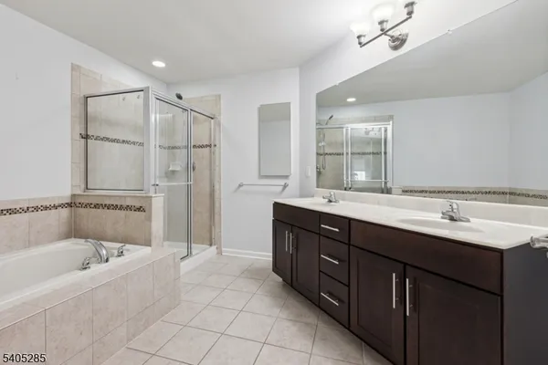 $3,675 | 22 Clifford Circle, Somerset, NJ 08873