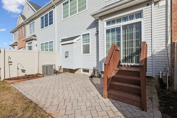 $3,675 | 22 Clifford Circle, Somerset, NJ 08873
