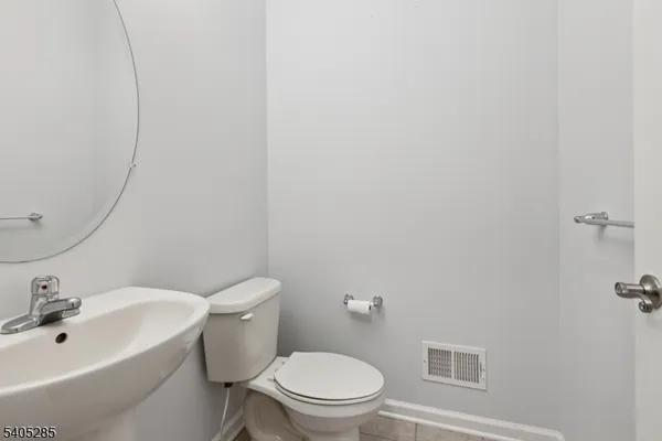 $3,675 | 22 Clifford Circle, Somerset, NJ 08873