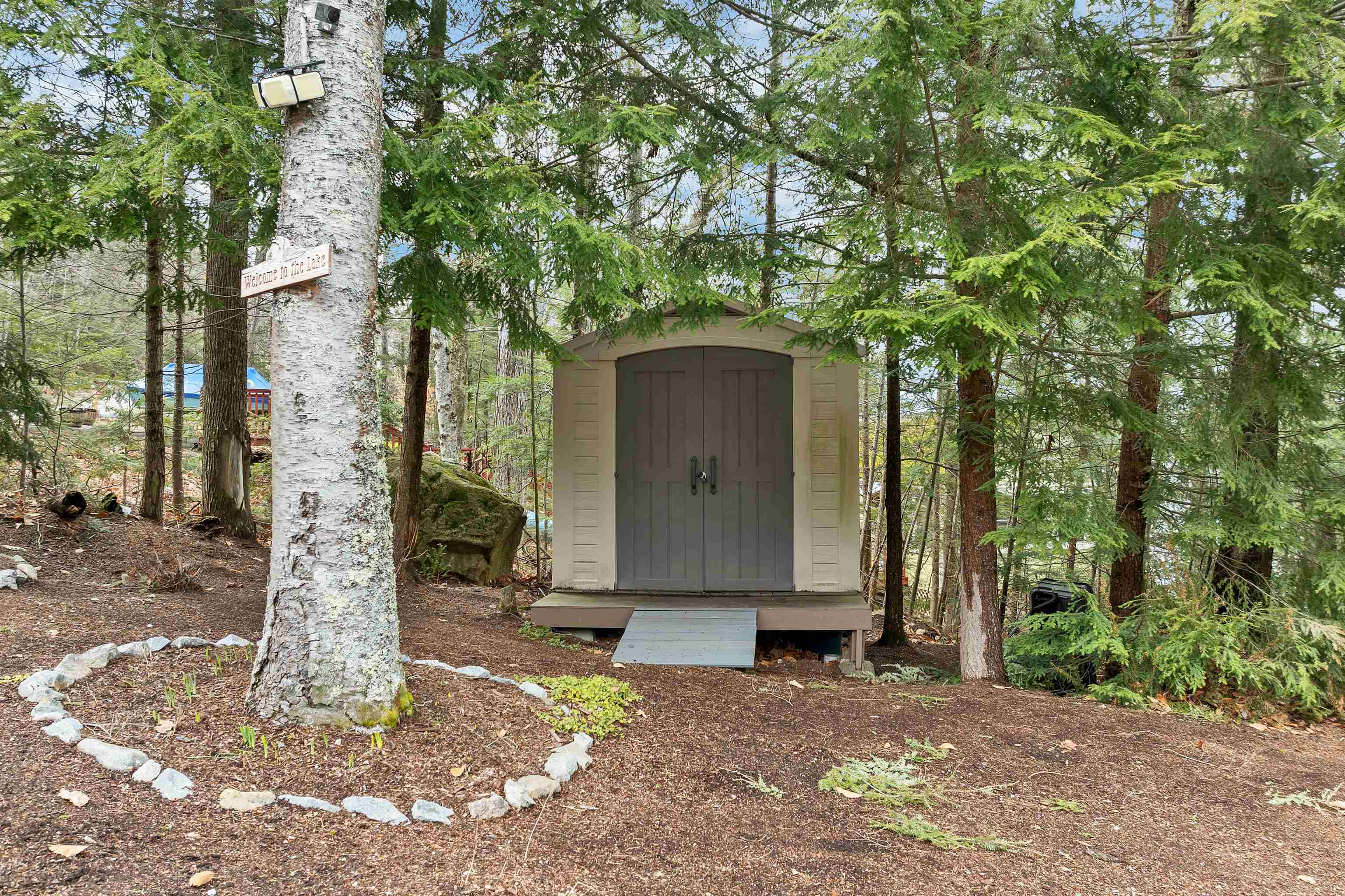 360 South Shore Road New Durham, NH 03855 - Photo 6 of 59