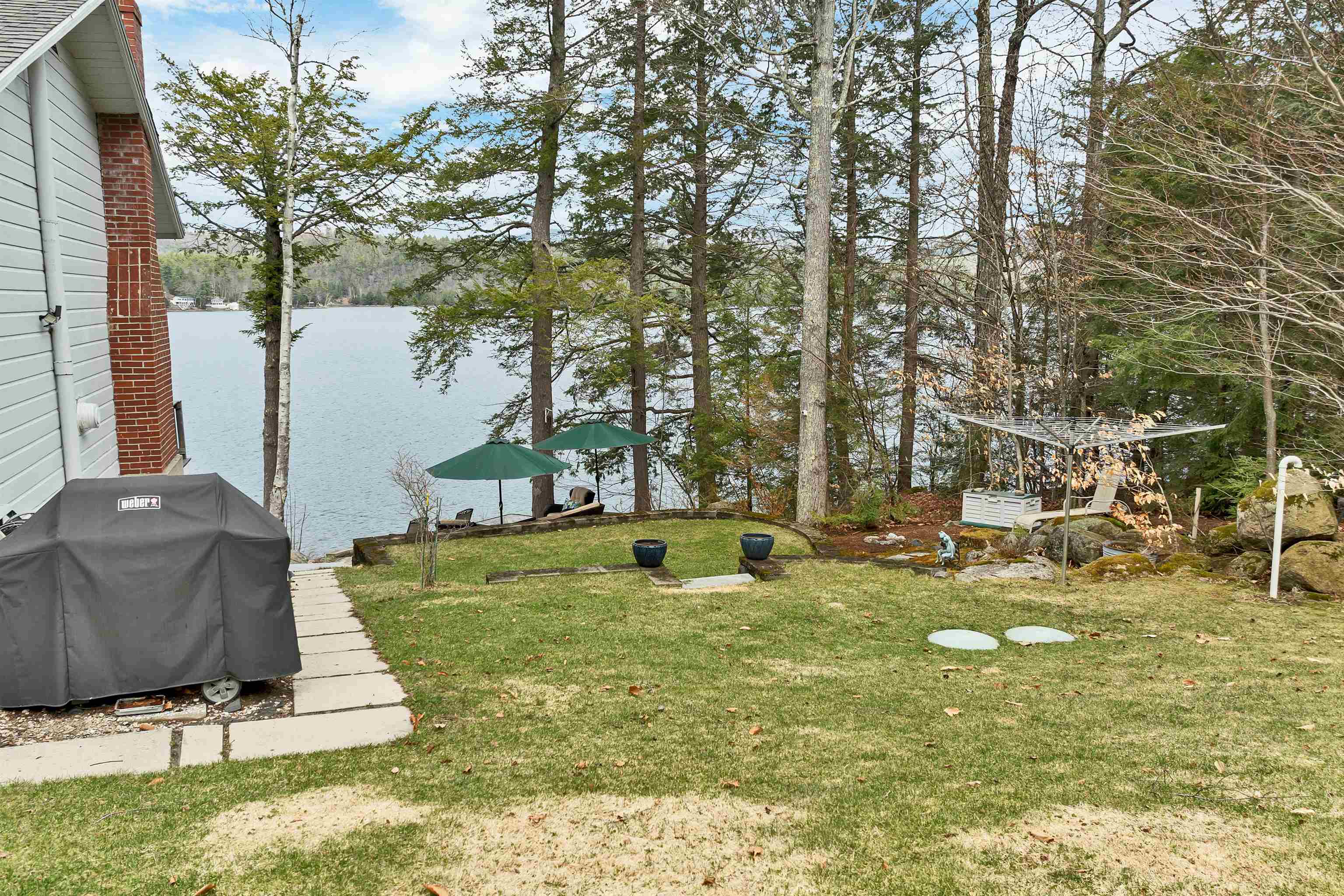 360 South Shore Road New Durham, NH 03855 - Photo 8 of 59