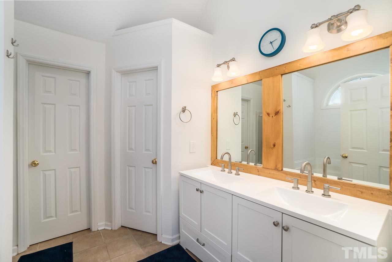 212 Cross Current Lane Raleigh, NC 27610 - Photo 8 of 23 Gallery Image 8