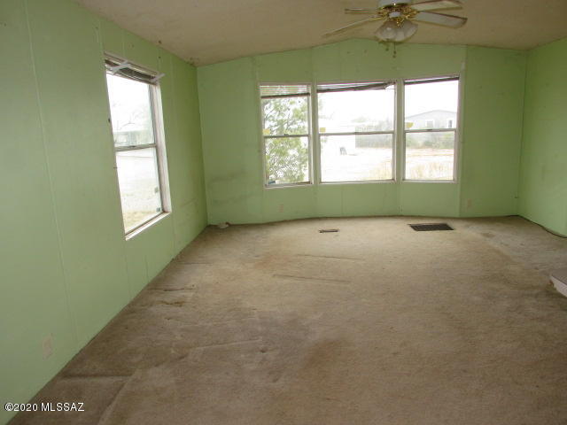 17621 West Picacho Road Marana, AZ 85653 - Photo 8 of 26