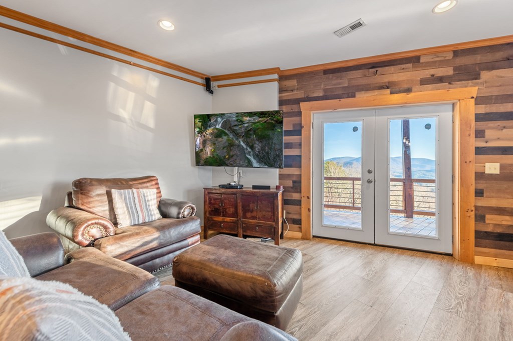 1110 Overlook Road Blue Ridge, GA 30513 - Photo 22 of 37