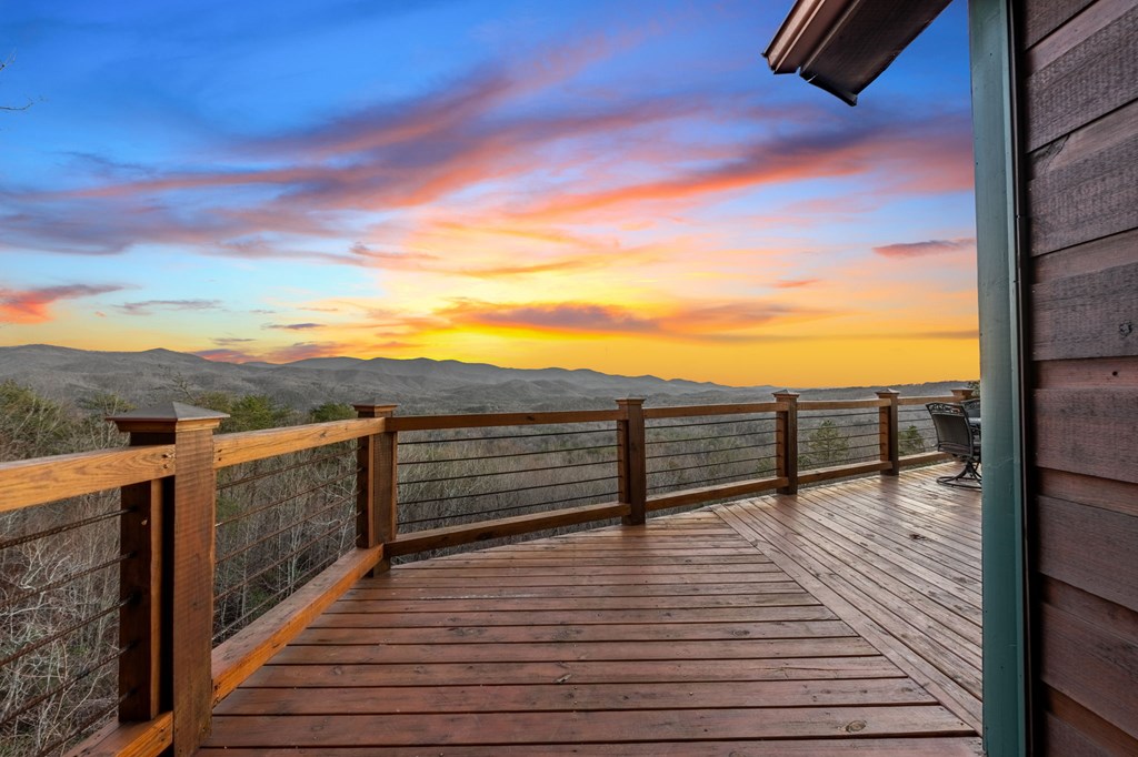 1110 Overlook Road Blue Ridge, GA 30513 - Photo 6 of 37