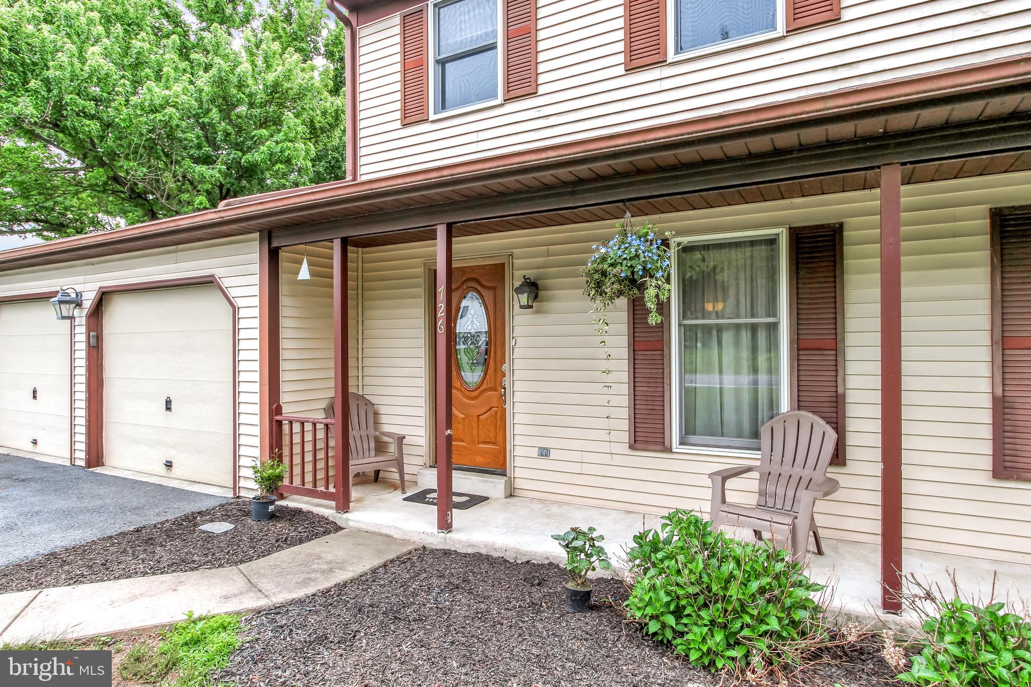 726 Schwanger Road Elizabethtown, PA 17022 - Photo 2 of 25