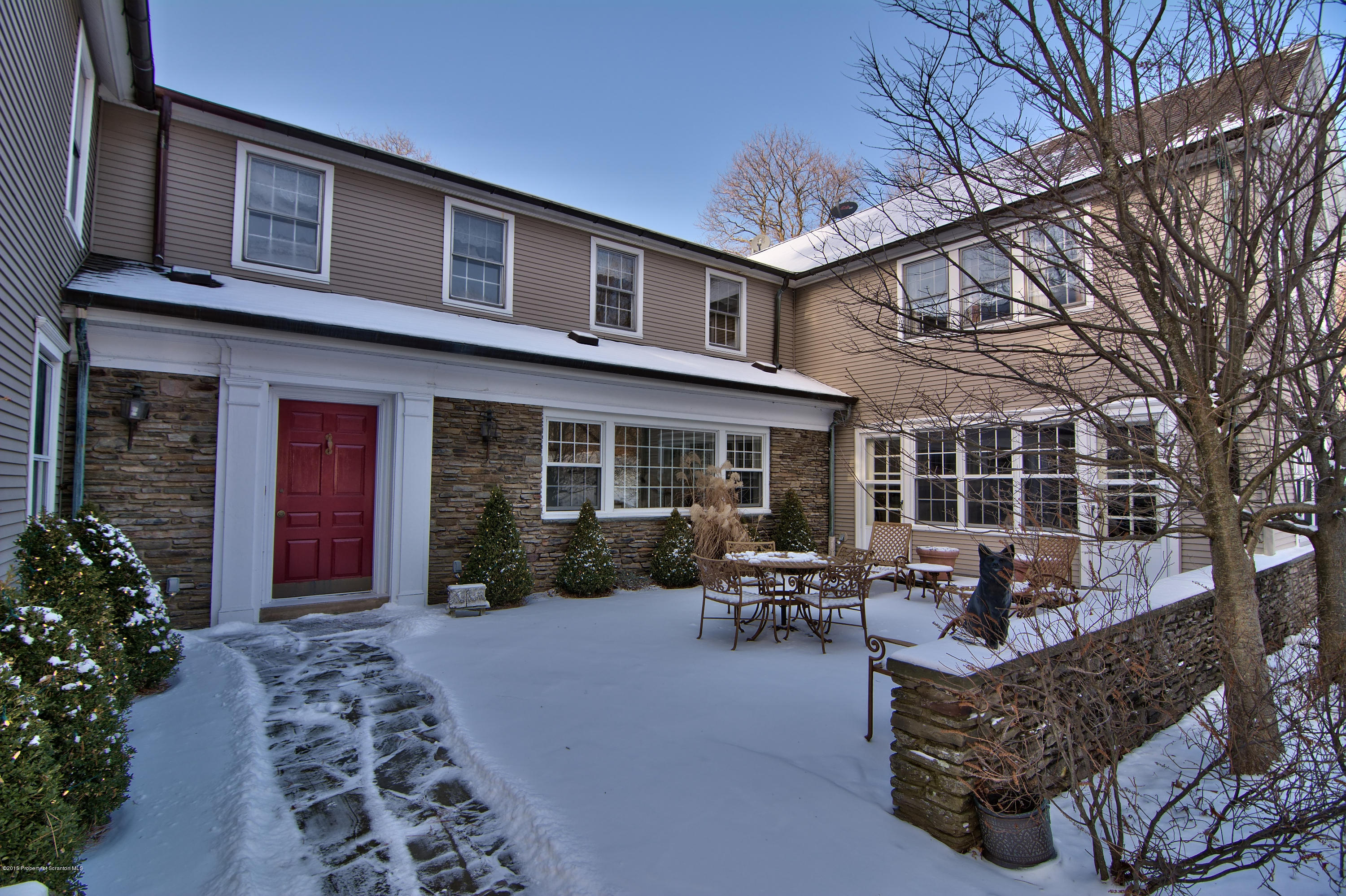 345 Carbondale Road Clarks Summit, PA 18411 - Photo 3 of 137 Gallery Image 3