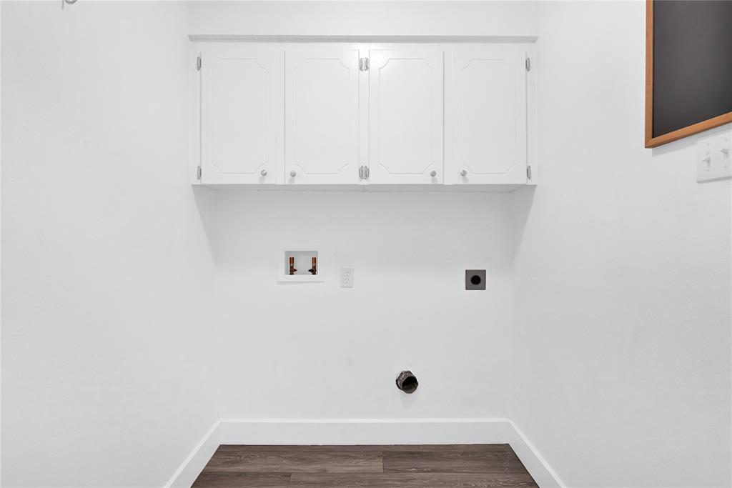 1104 West Lookout Drive Richardson, TX 75080 - Photo 32 of 40 a view of a small space