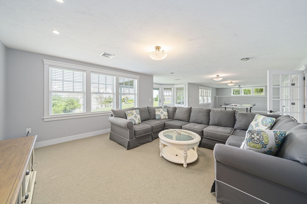 92 Emery Road Marshfield, MA 02050 - Photo 31 of 41