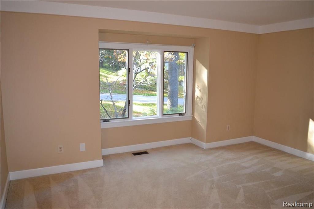 660 Birch Tree Court Rochester Hills, MI 48306 - Photo 25 of 38