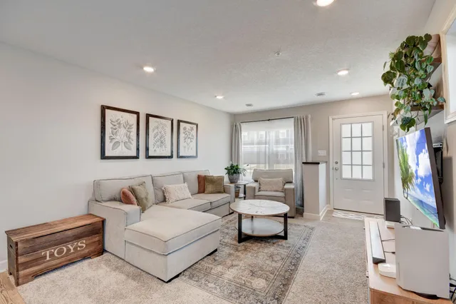 $349,900 | 1203 Lower 143rd Street East, Rosemount, MN 55068