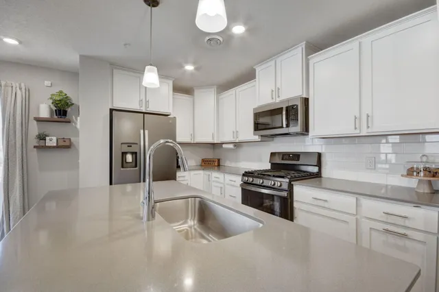 $349,900 | 1203 Lower 143rd Street East, Rosemount, MN 55068