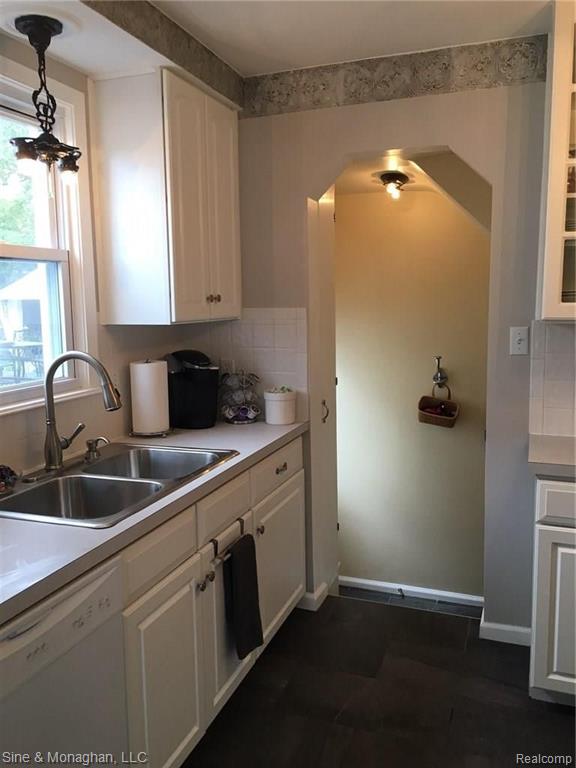 2981 Wakefield Road Berkley, MI 48072 - Photo 15 of 64