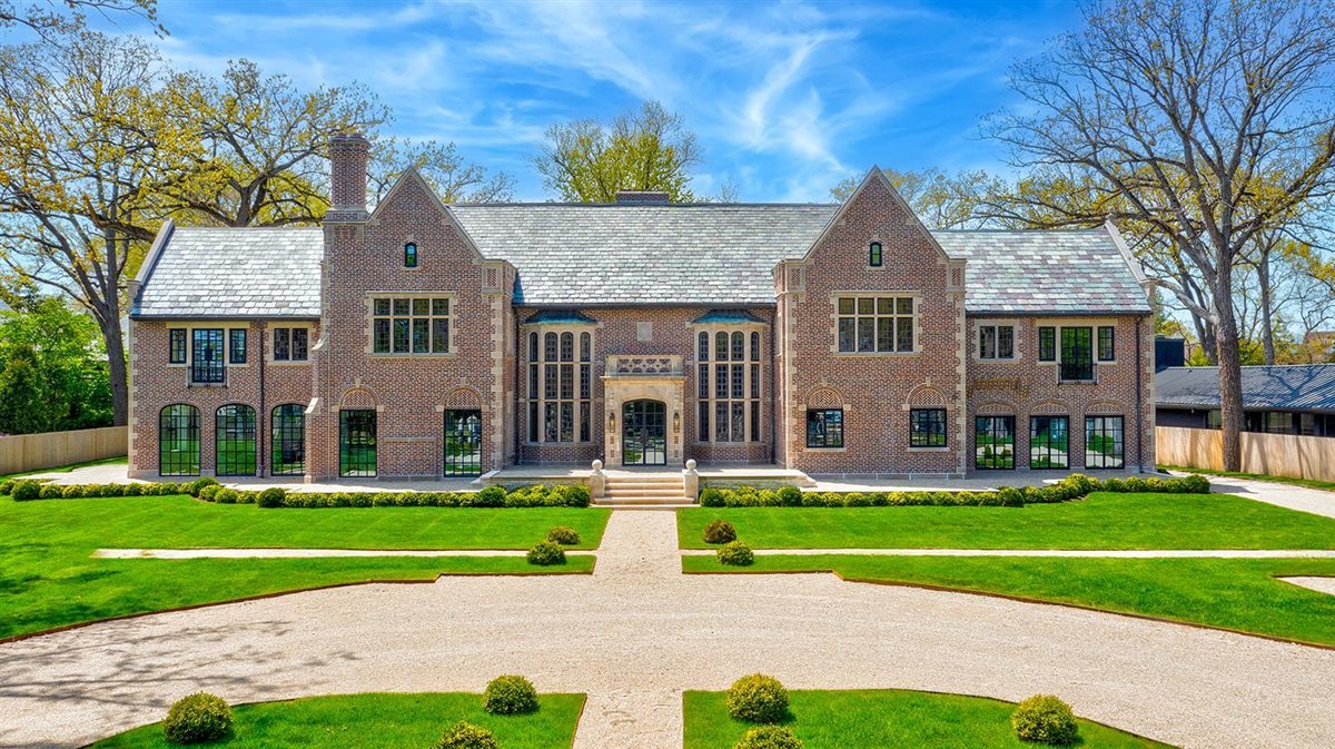 140 Sheridan Road Winnetka, IL 60093 - Photo 1 of 70