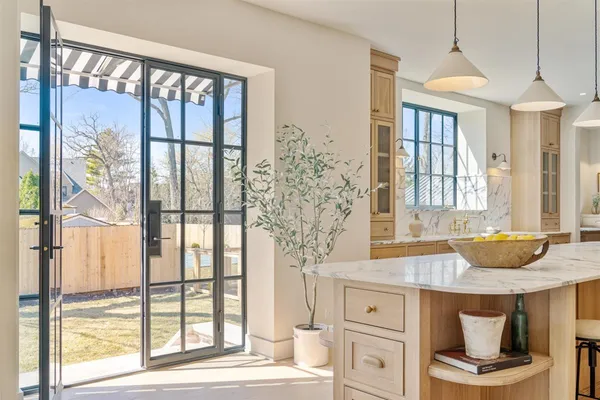 $8,699,900 | 140 Sheridan Road, Winnetka, IL 60093