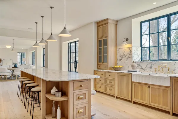 $8,699,900 | 140 Sheridan Road, Winnetka, IL 60093
