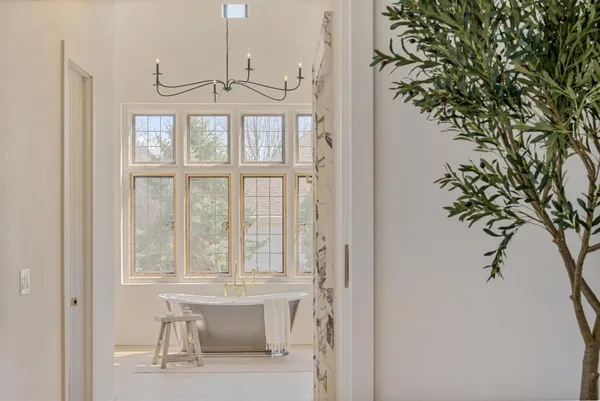 $8,699,900 | 140 Sheridan Road, Winnetka, IL 60093