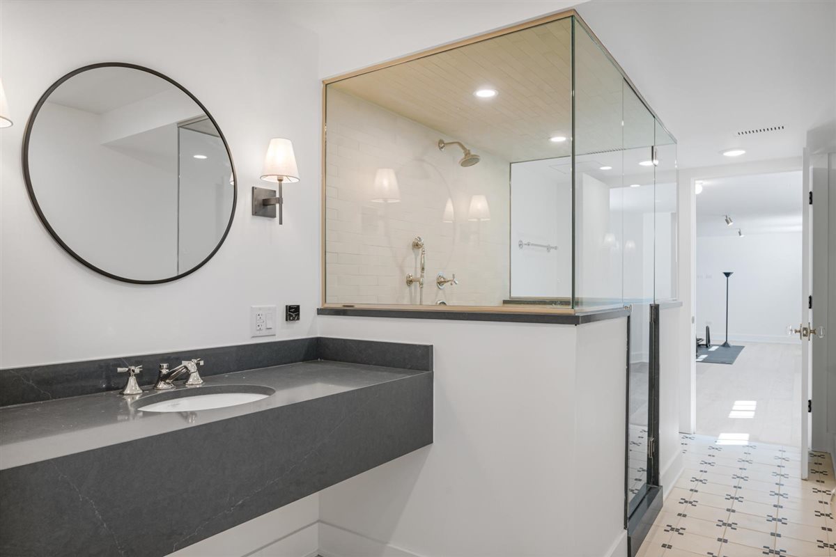 140 Sheridan Road Winnetka, IL 60093 - Photo 58 of 70