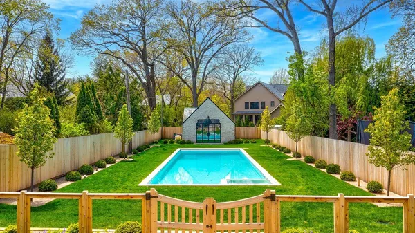 $8,699,900 | 140 Sheridan Road, Winnetka, IL 60093