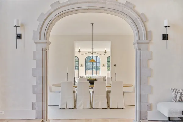 $8,699,900 | 140 Sheridan Road, Winnetka, IL 60093