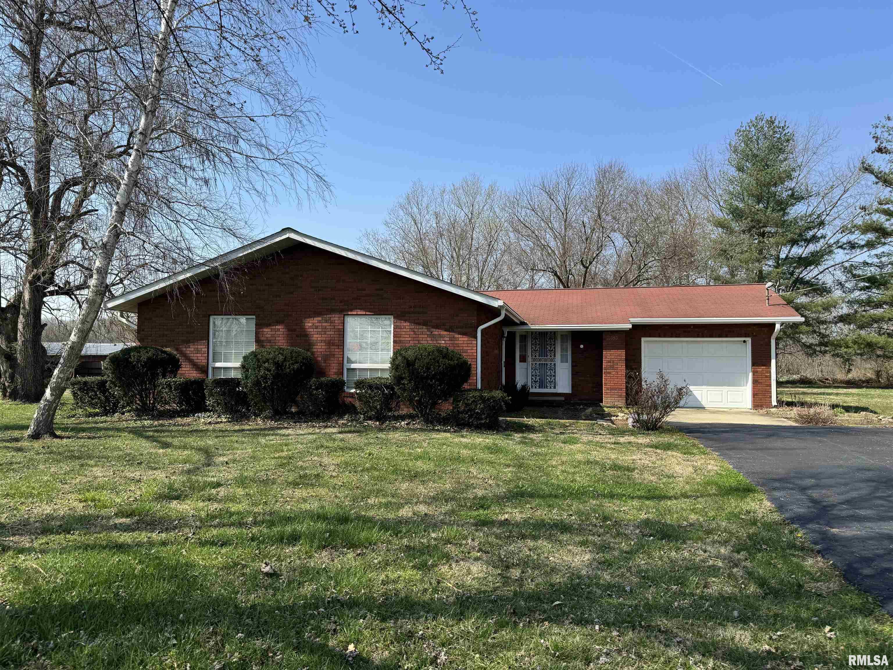 10555 Lincoln Road Benton, IL 62812 - Photo 1 of 65 Gallery Image 1
