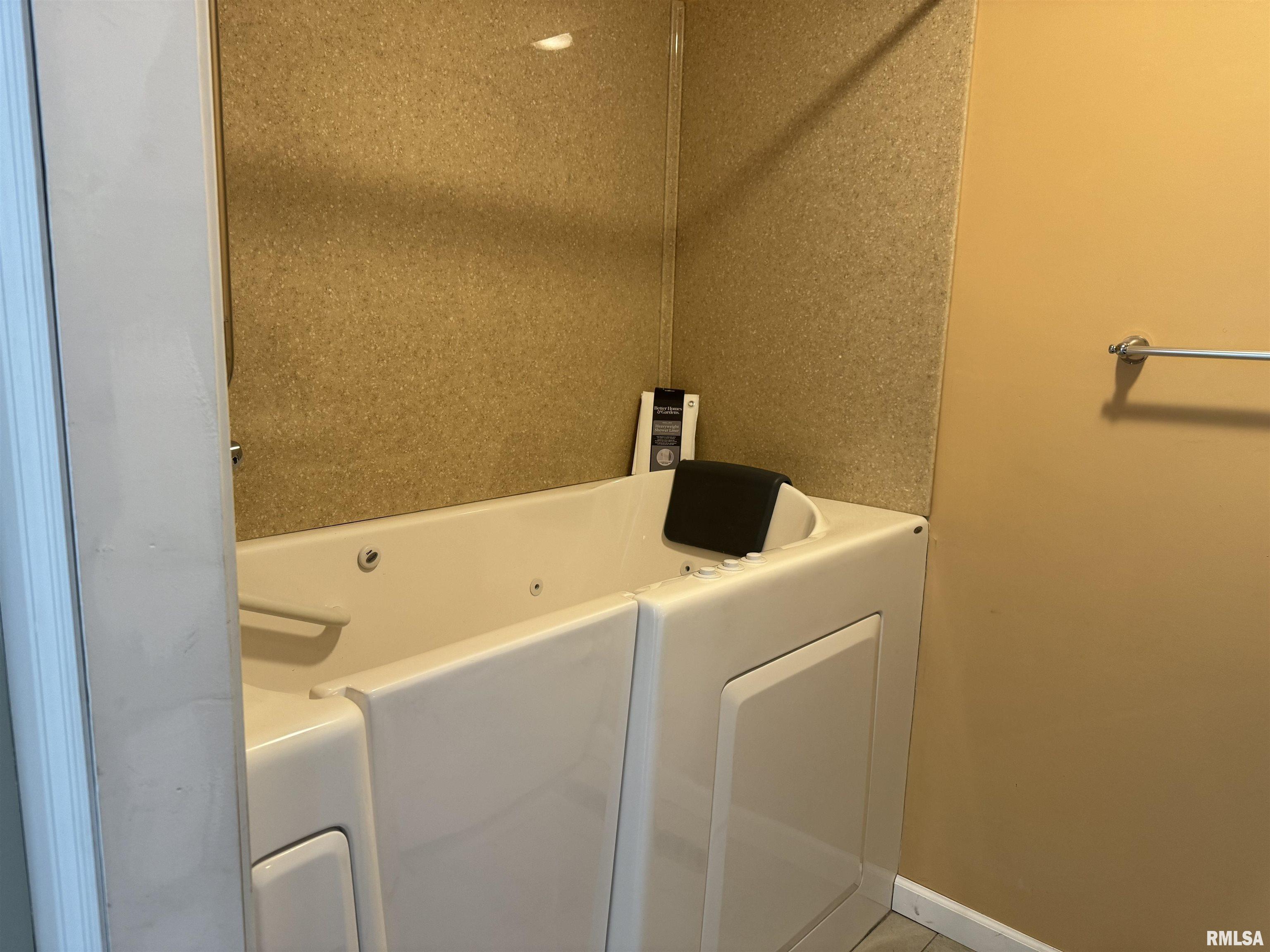 10555 Lincoln Road Benton, IL 62812 - Photo 47 of 65 Gallery Image 47