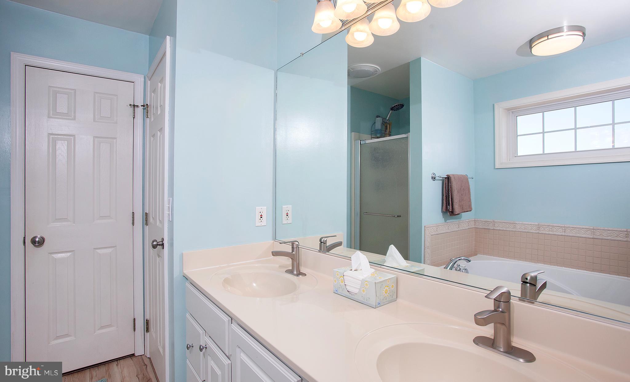 1130 Foxianna Road Middletown, PA 17057 - Photo 19 of 41 Master Bath