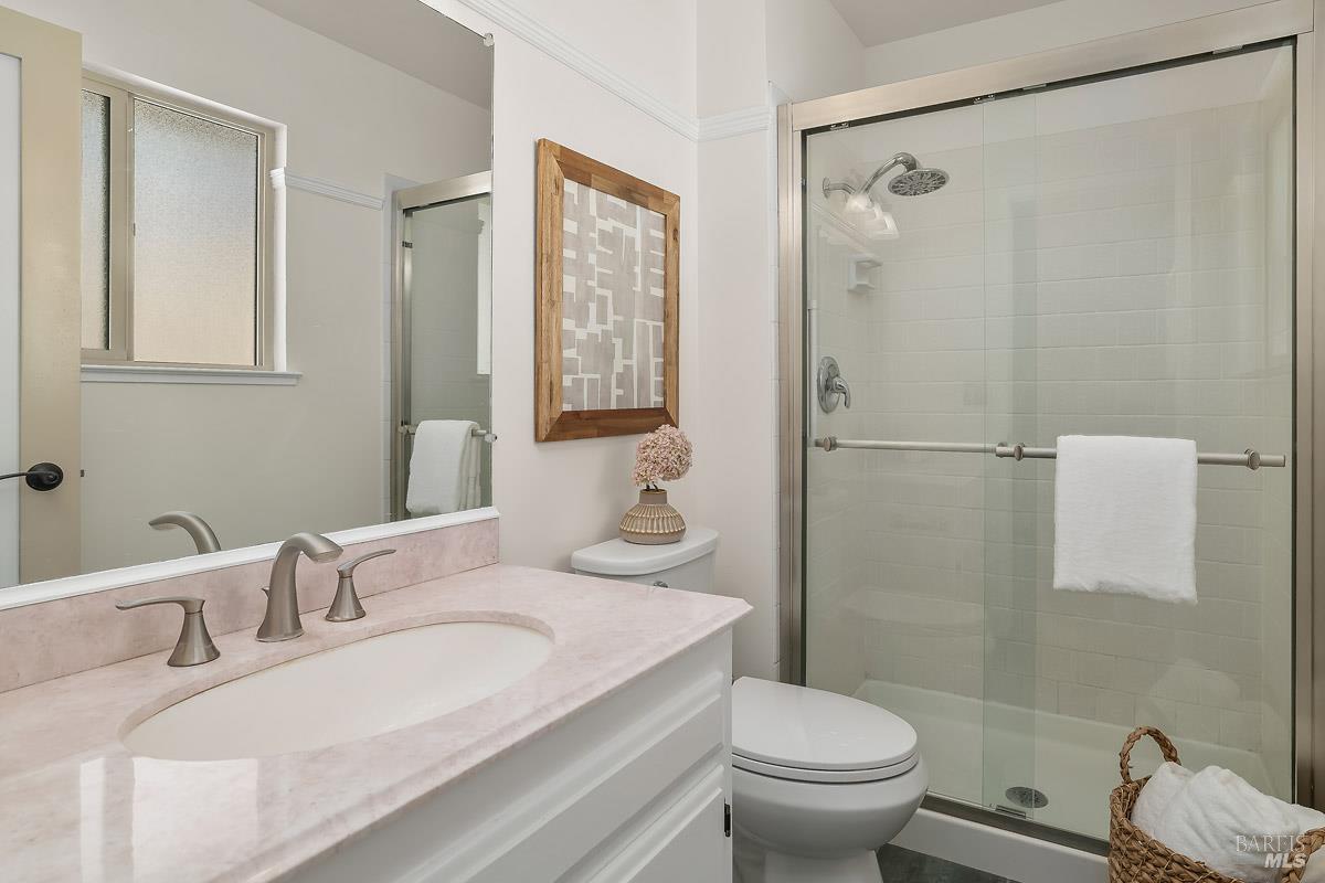 727 Alice Street Novato, CA 94945 - Photo 9 of 23