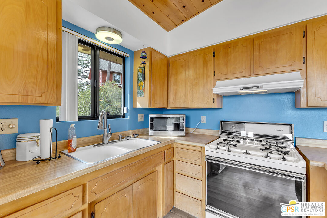 53440 West Ridge Road Idyllwild, CA 92549 - Photo 34 of 66