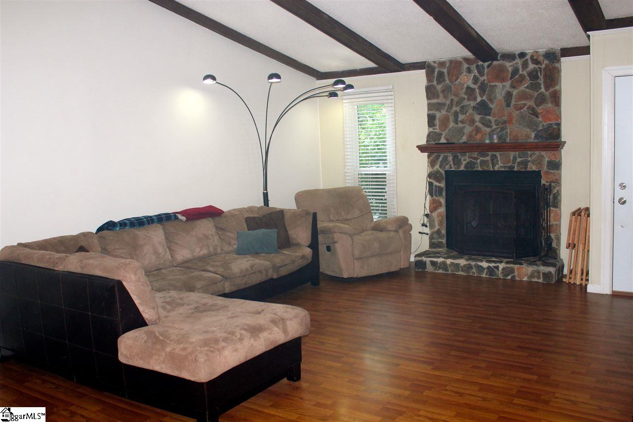 19 Ridge Court Williamston, SC 29697 - Photo 2 of 15 Gallery Image 2