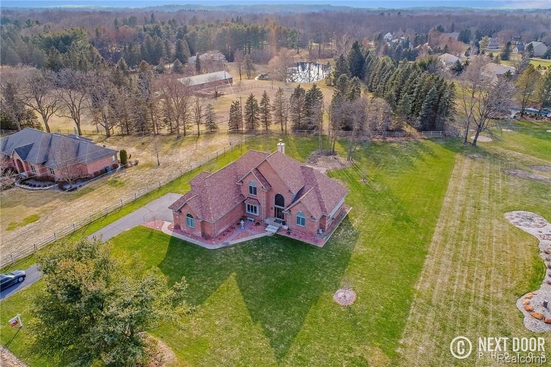 4886 Pleasant Valley Road Brighton, MI 48114 - Photo 43 of 51 Wow what a great view