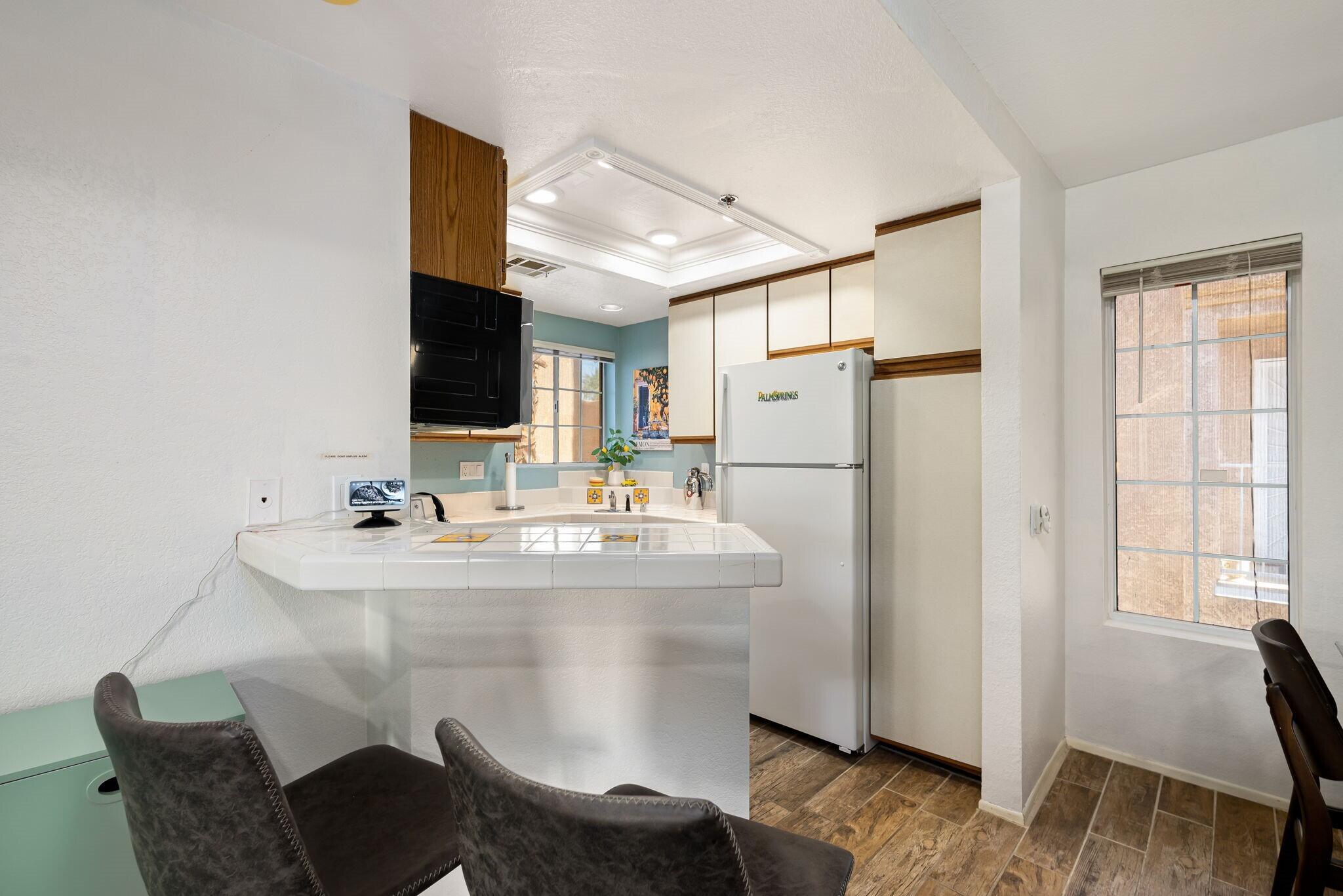 2700 Lawrence Crossley Road, Unit 22 Palm Springs, CA 92264 - Photo 12 of 41 Kitchen 1