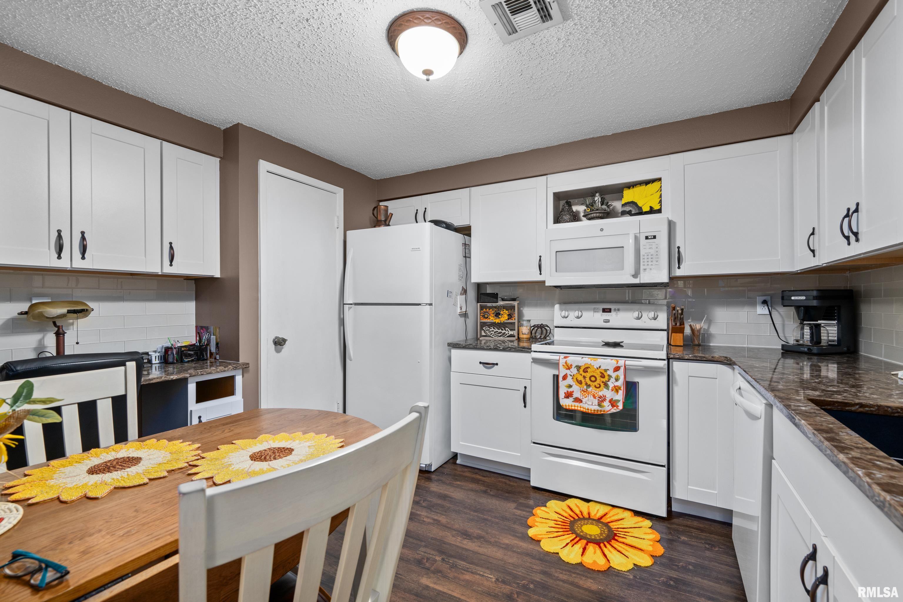 1350 Kimberly Ridge Road, Unit 114 Bettendorf, IA 52722 - Photo 6 of 19 Gallery Image 6
